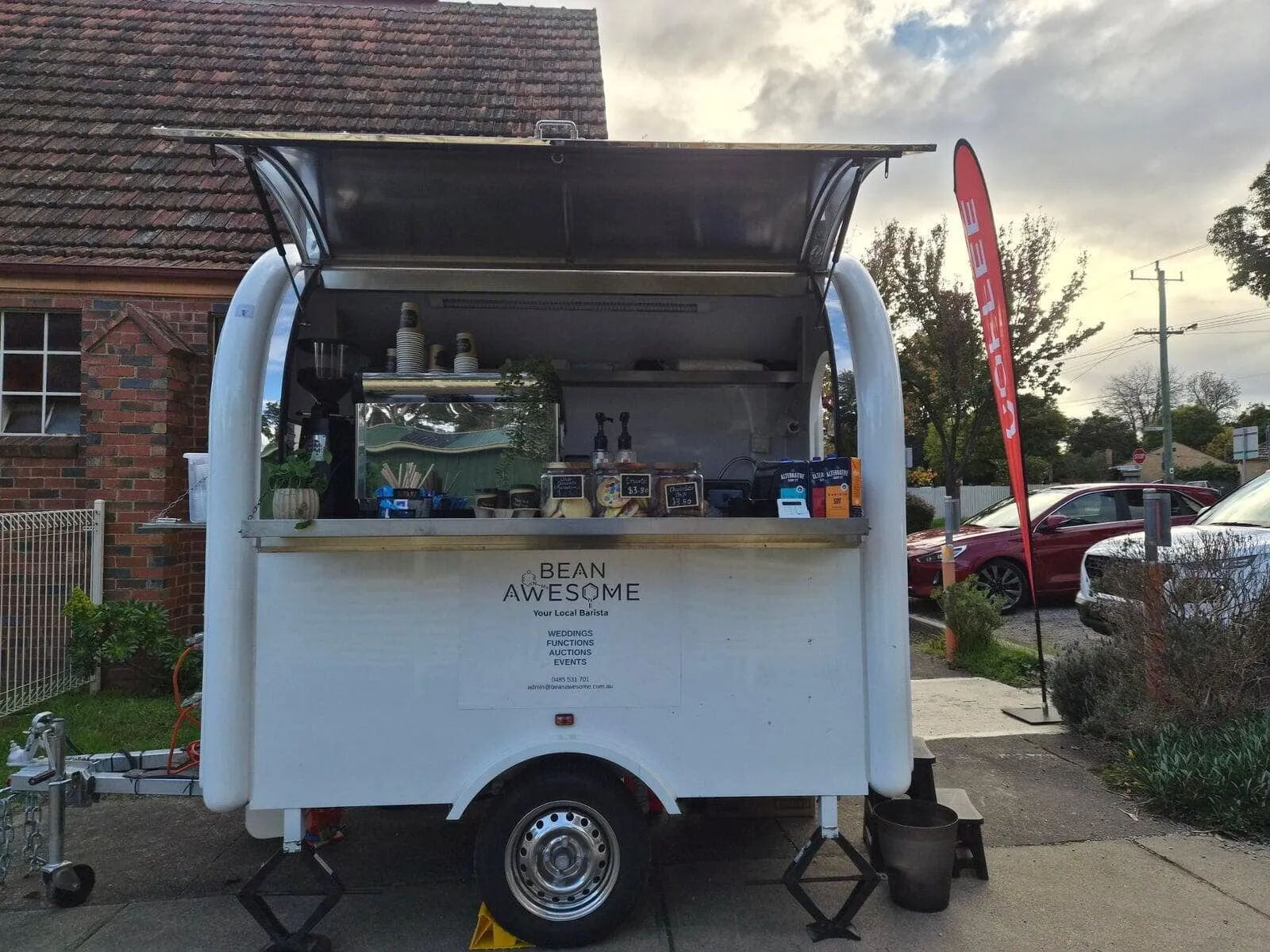 Coffee, smiles & the van