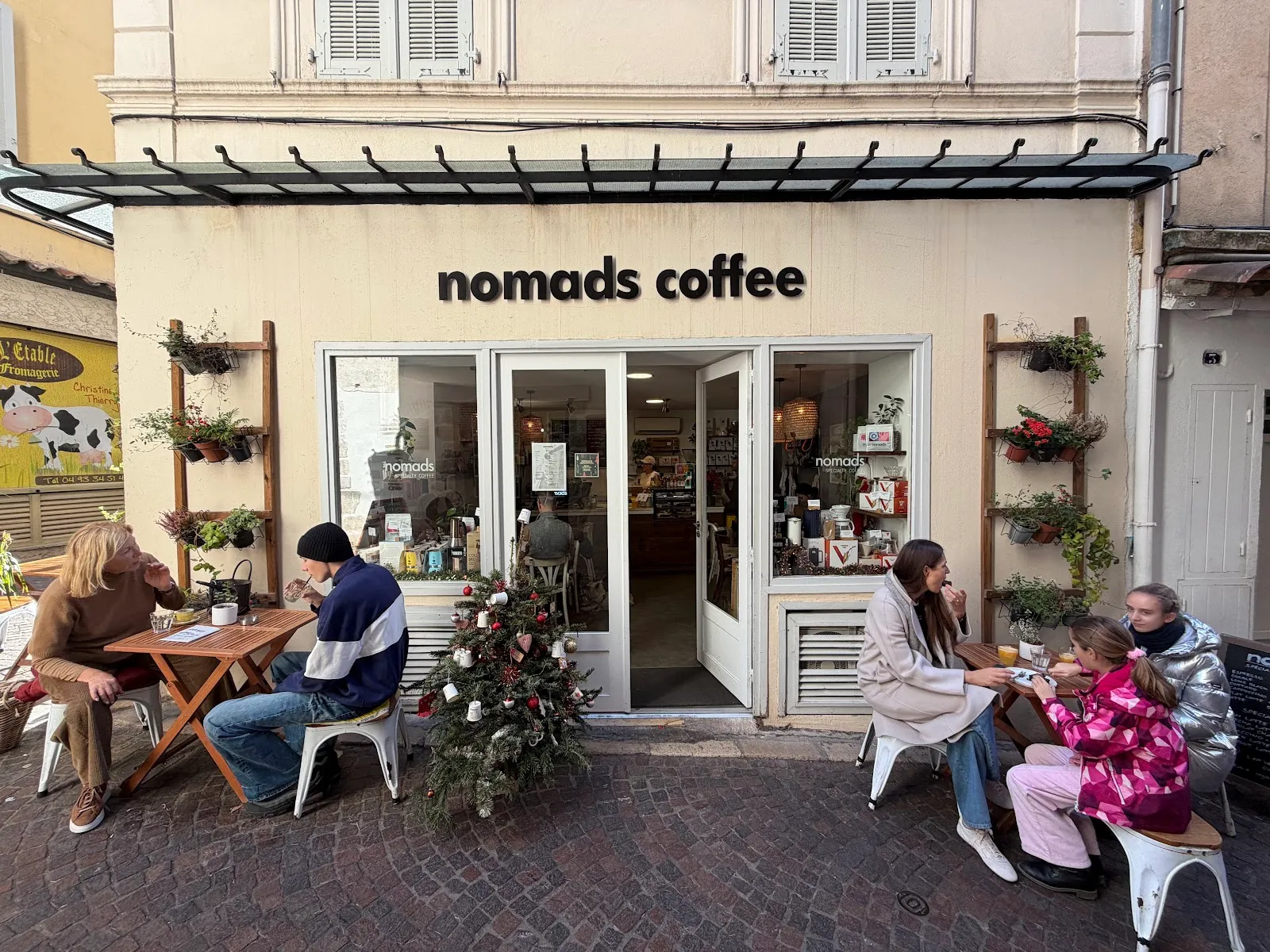 NOMADS